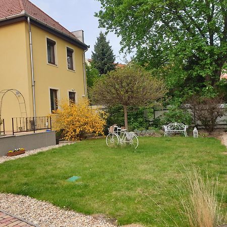 Diofa Vendeghaz Apartment Eger Bagian luar foto